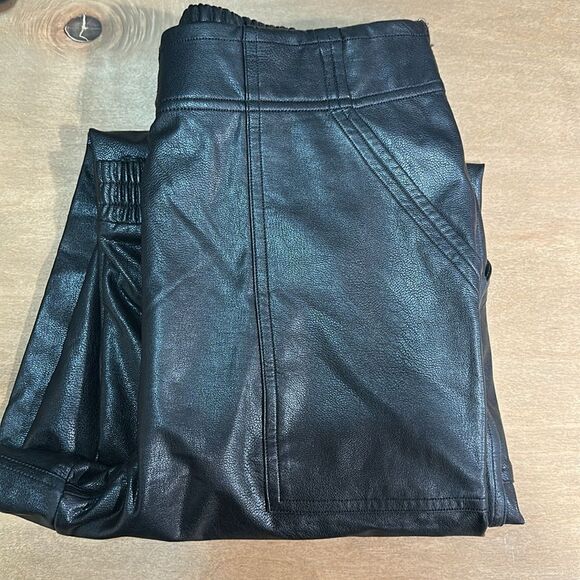 Spanx Leather Like Jogger Black Size small - Picture 4 of 7